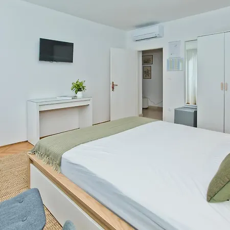Hvar Deluxe Apartamento