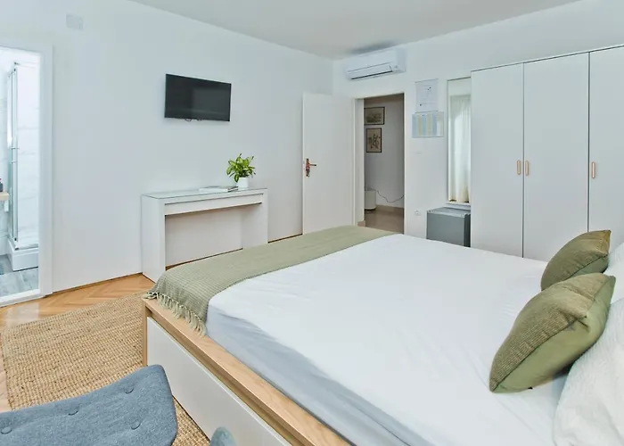 Hvar Deluxe Apartament