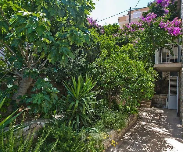 Hvar Deluxe Apartmán